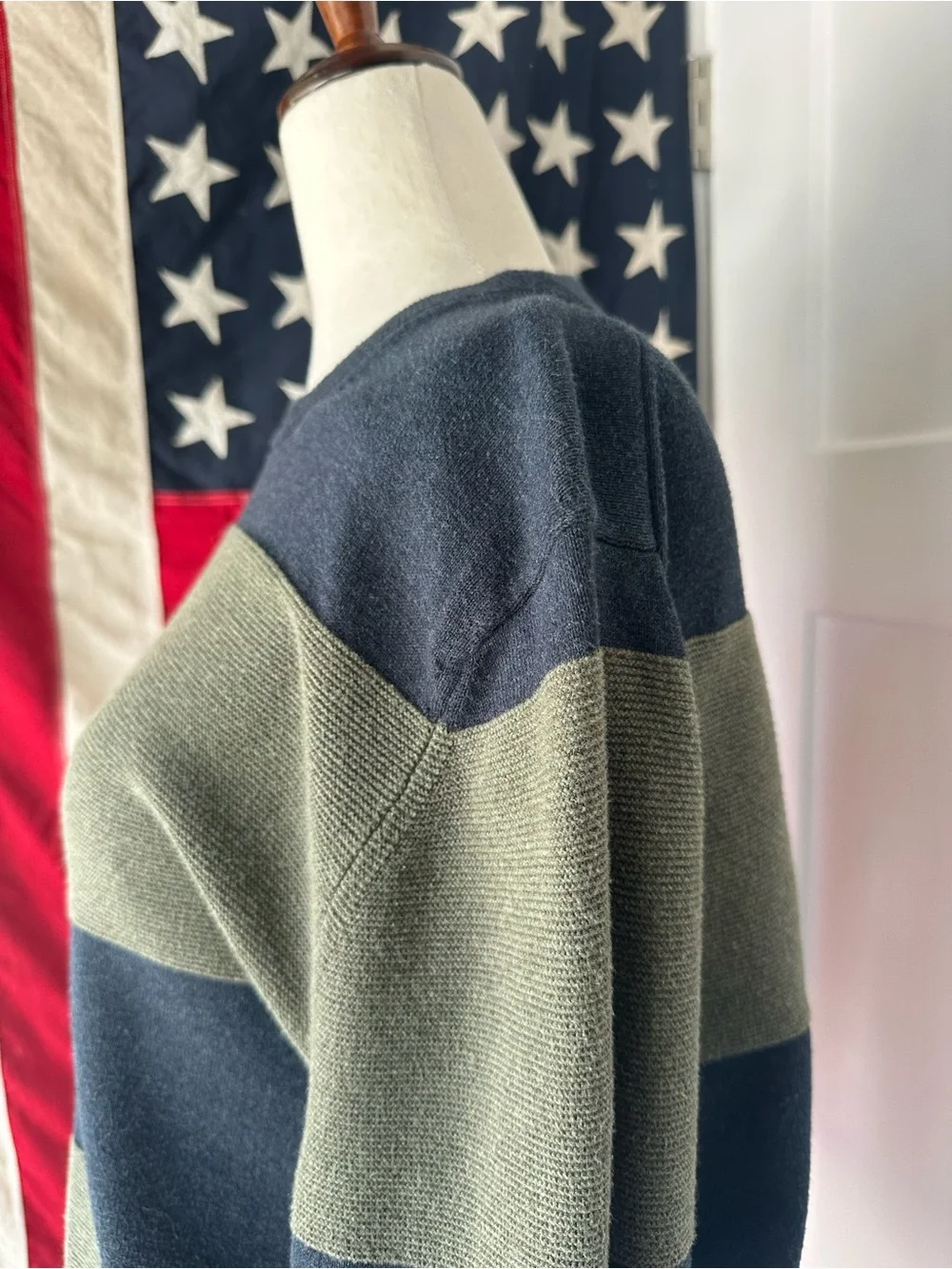 J.Crew Factory Navy & Green Wide Striped Crewneck Knit Sweater M unisex